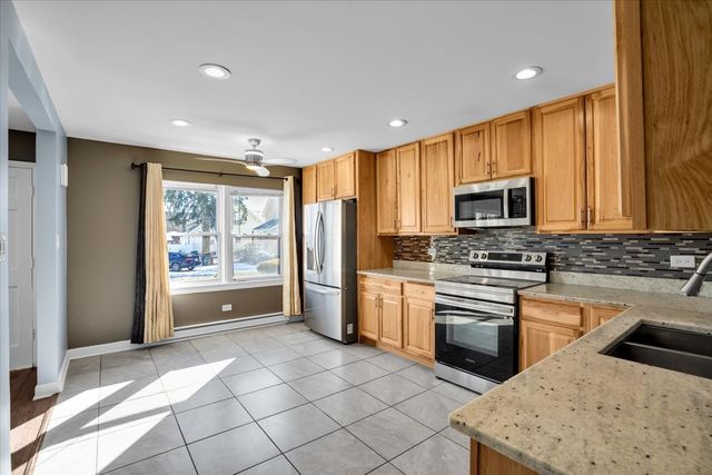 18333 Wentworth Avenue 7, Lansing, IL 60438