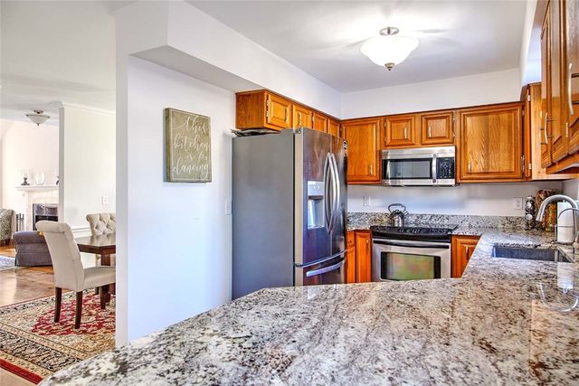 626 Smithfield Road 1006, North Providence, RI 02904