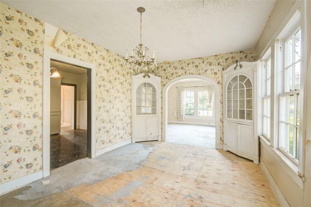 508 E 2nd Street, Sweeny, TX 77480