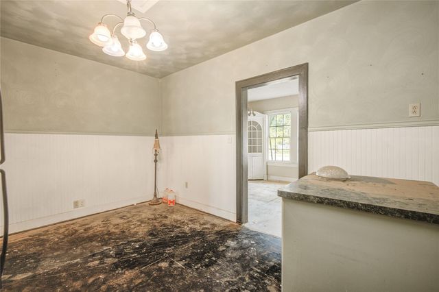 508 E 2nd Street, Sweeny, TX 77480