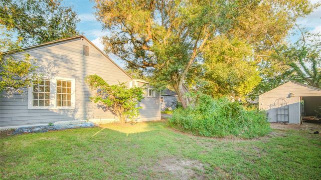 508 E 2nd Street, Sweeny, TX 77480