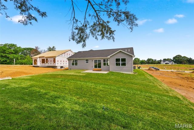 18804 Addi Drive, Warrenton, MO 63383