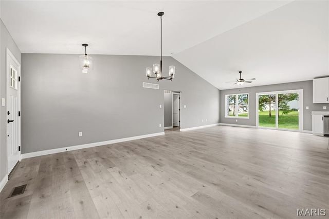18804 Addi Drive, Warrenton, MO 63383