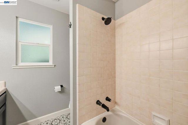 10638 Toews Ave, Le Grand, CA 95333