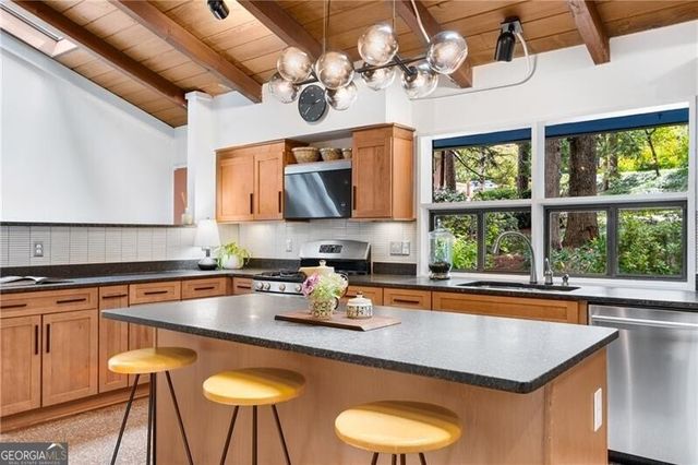 1811 E Clifton Road NE, Atlanta, GA 30307