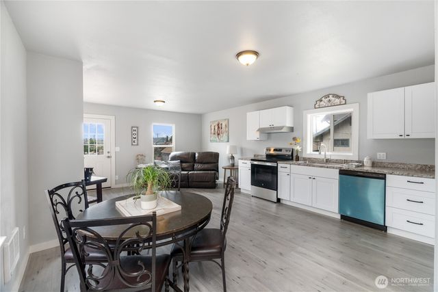 2613 Queets Avenue, Hoquiam, WA 98550