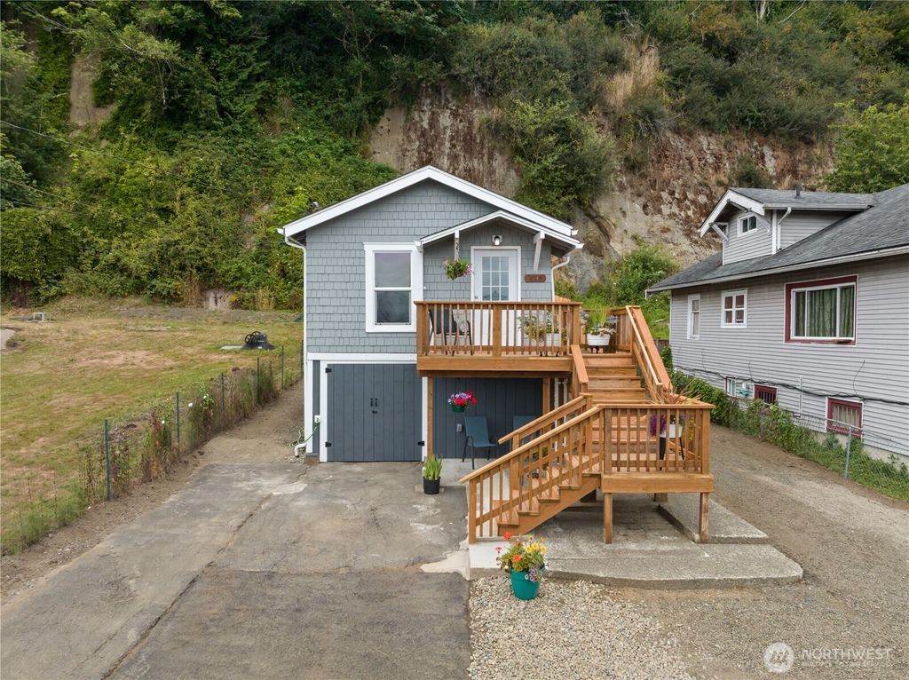 2613 Queets Avenue, Hoquiam, WA 98550