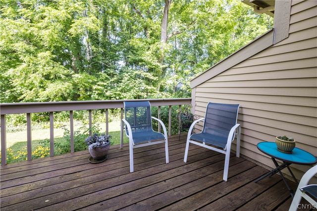 109 White Heron Circle, Manlius, NY 13066