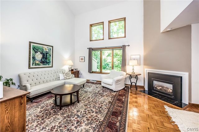 109 White Heron Circle, Manlius, NY 13066