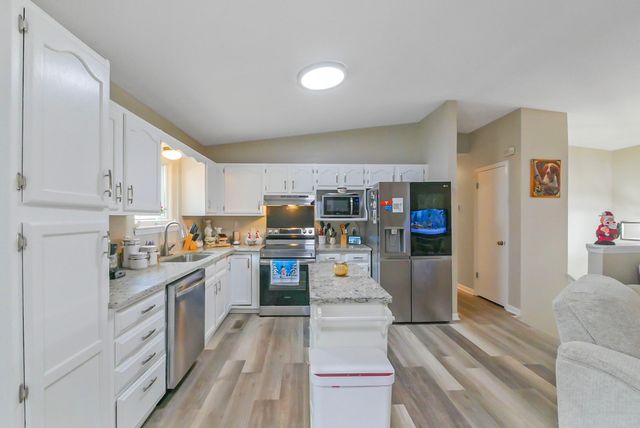 2415 Woodthrush Drive, Chattanooga, TN 37421