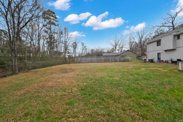 2415 Woodthrush Drive, Chattanooga, TN 37421