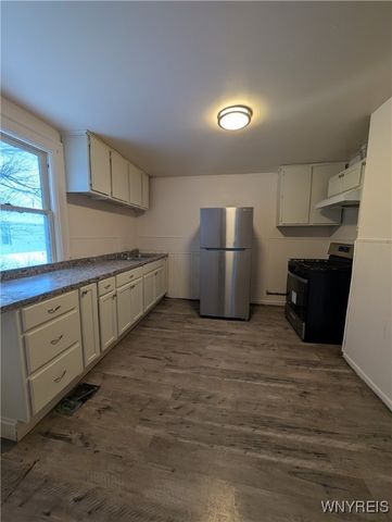 67 Barton Street, Buffalo, NY 14213