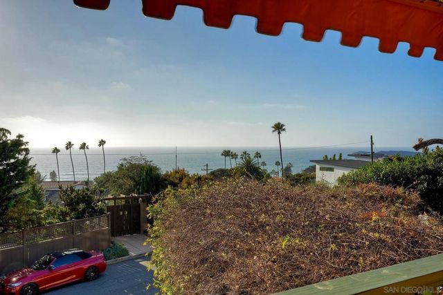 1029 Cornish Dr, San Diego, CA 92107