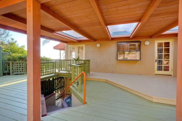 1029 Cornish Dr, San Diego, CA 92107