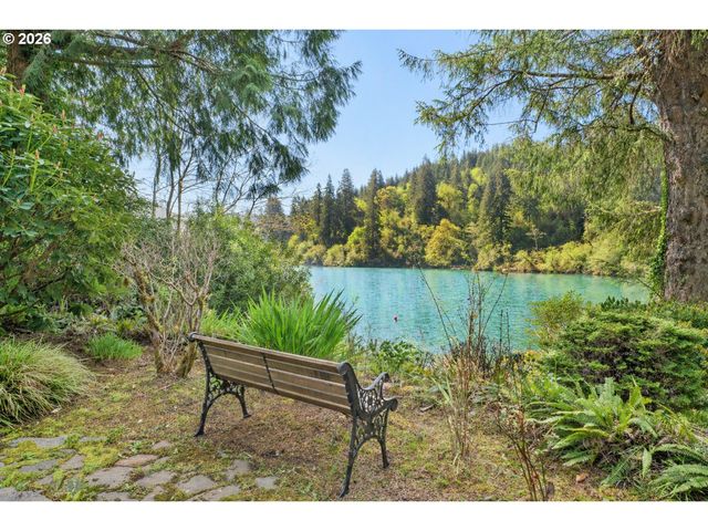 89366 DAHLIN Rd, Florence, OR 97439