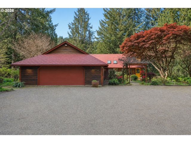89366 DAHLIN Rd, Florence, OR 97439
