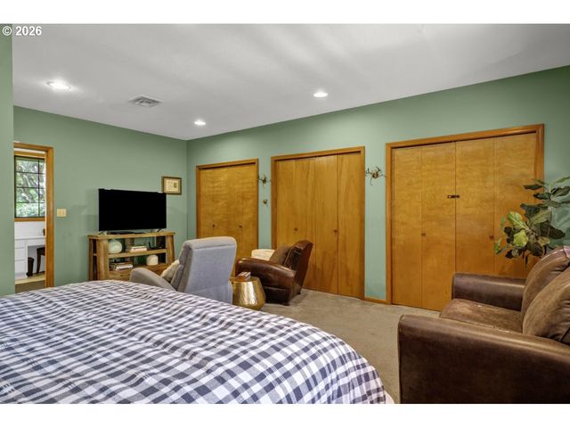 89366 DAHLIN Rd, Florence, OR 97439