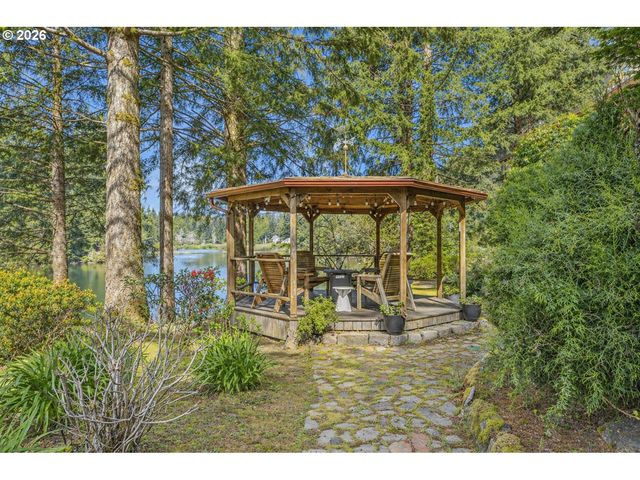 89366 DAHLIN Rd, Florence, OR 97439