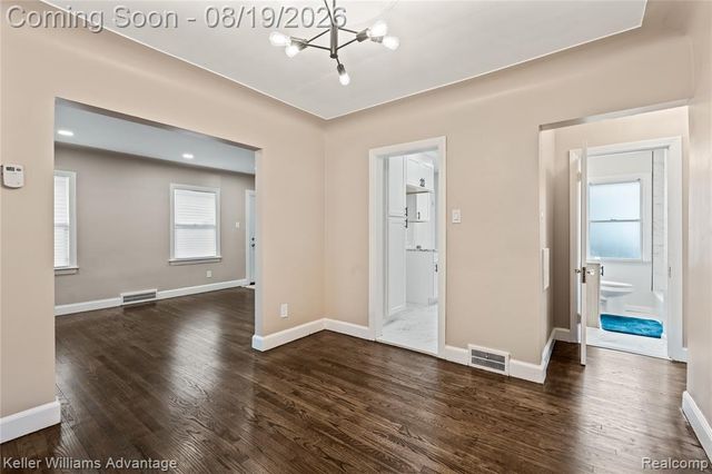 14421 Grandville Avenue, Detroit, MI 48223