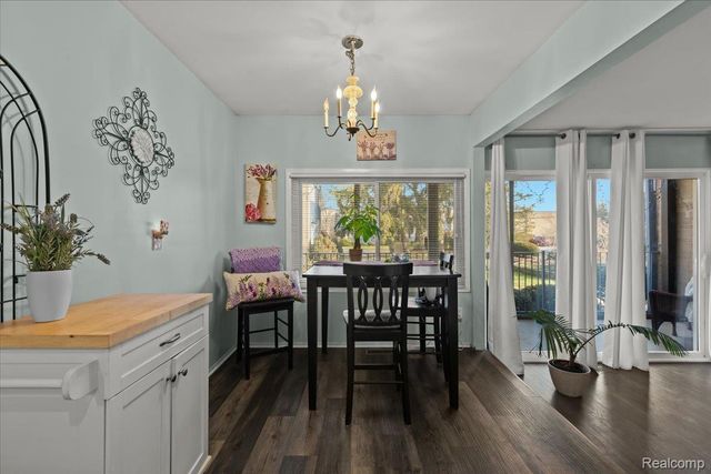 16539 Middlebelt Road 2, Livonia, MI 48154