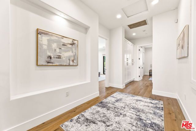 5017 Hesperia Avenue, Encino (los Angeles), CA 91316
