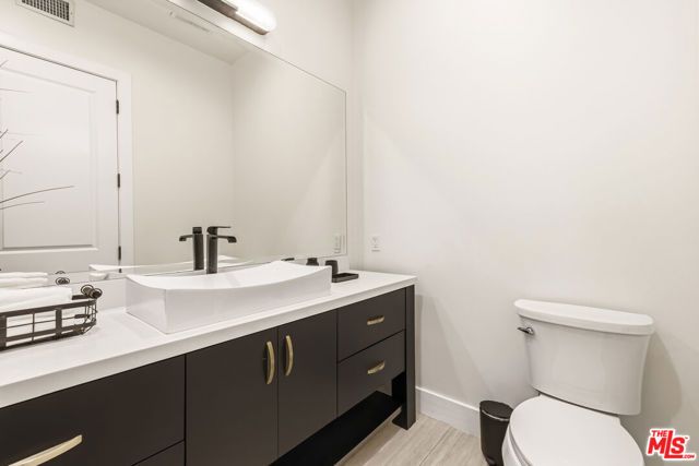 5017 Hesperia Avenue, Encino (los Angeles), CA 91316