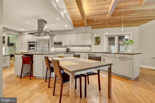 5829 MARBURY RD, Bethesda, MD 20817