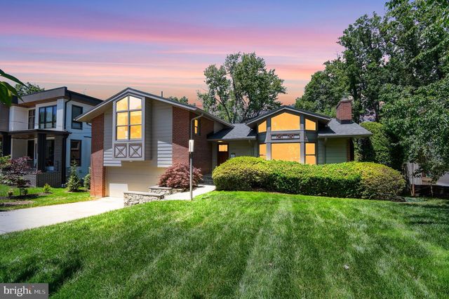 5829 MARBURY RD, Bethesda, MD 20817