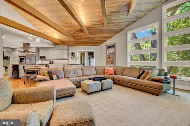 5829 MARBURY RD, Bethesda, MD 20817