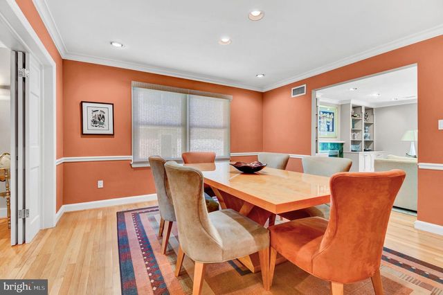 5829 MARBURY RD, Bethesda, MD 20817
