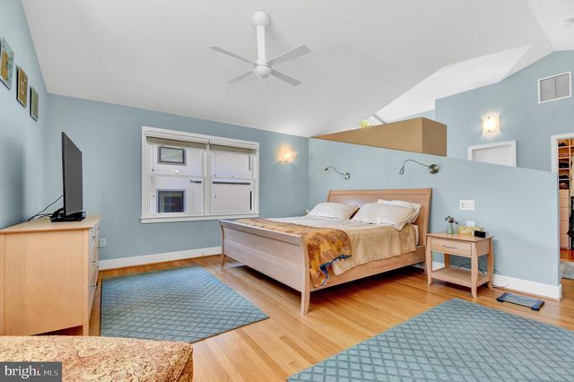5829 MARBURY RD, Bethesda, MD 20817