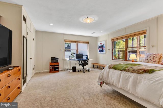5829 MARBURY RD, Bethesda, MD 20817