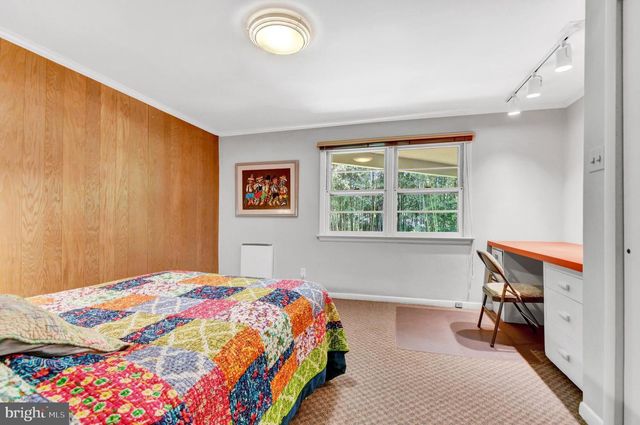 5829 MARBURY RD, Bethesda, MD 20817