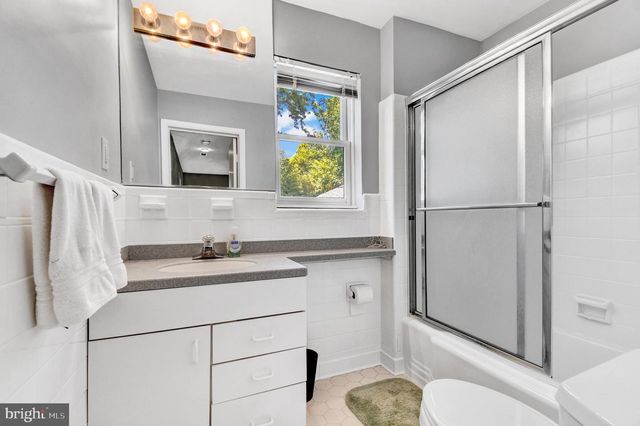 5829 MARBURY RD, Bethesda, MD 20817