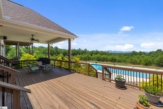 6735 Highway 357, Campobello, SC 29322