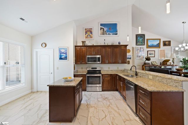 6735 Highway 357, Campobello, SC 29322