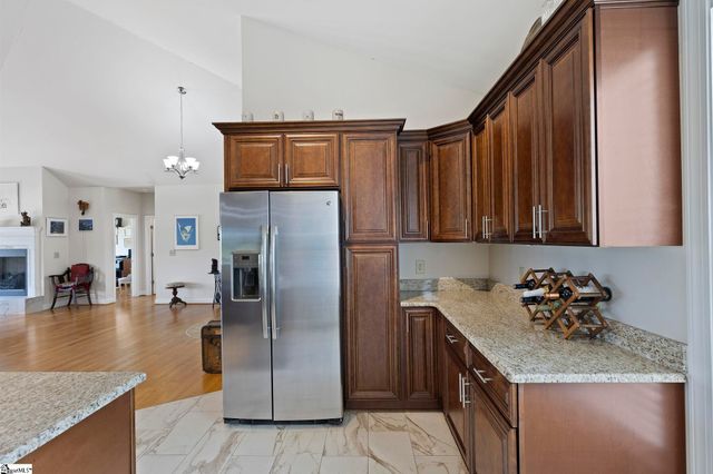 6735 Highway 357, Campobello, SC 29322