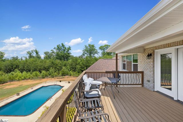 6735 Highway 357, Campobello, SC 29322