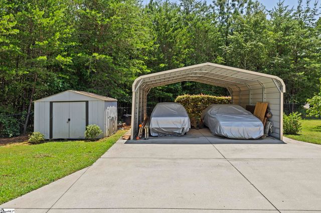 6735 Highway 357, Campobello, SC 29322