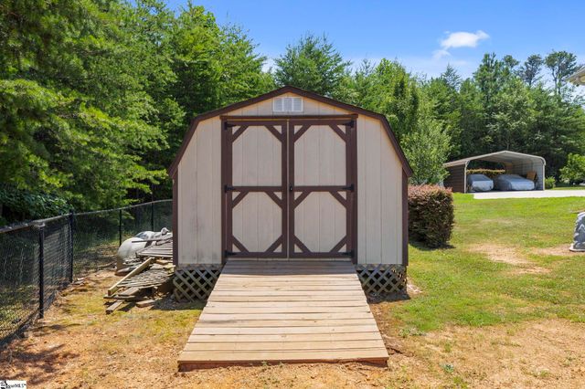 6735 Highway 357, Campobello, SC 29322