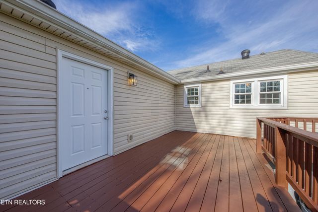 3206 Boright Drive, Knoxville, TN 37917