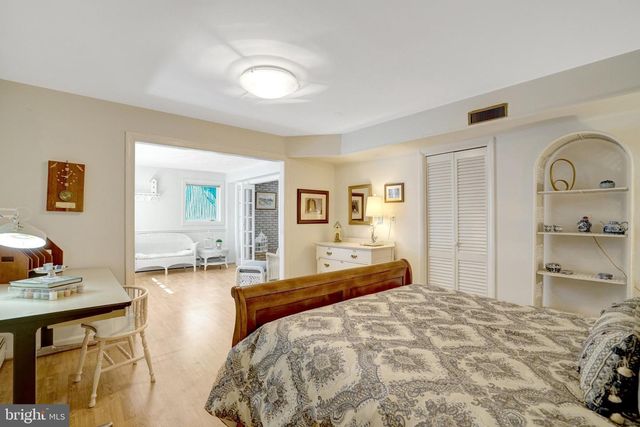 1812 BIRCH RD, Mclean, VA 22101