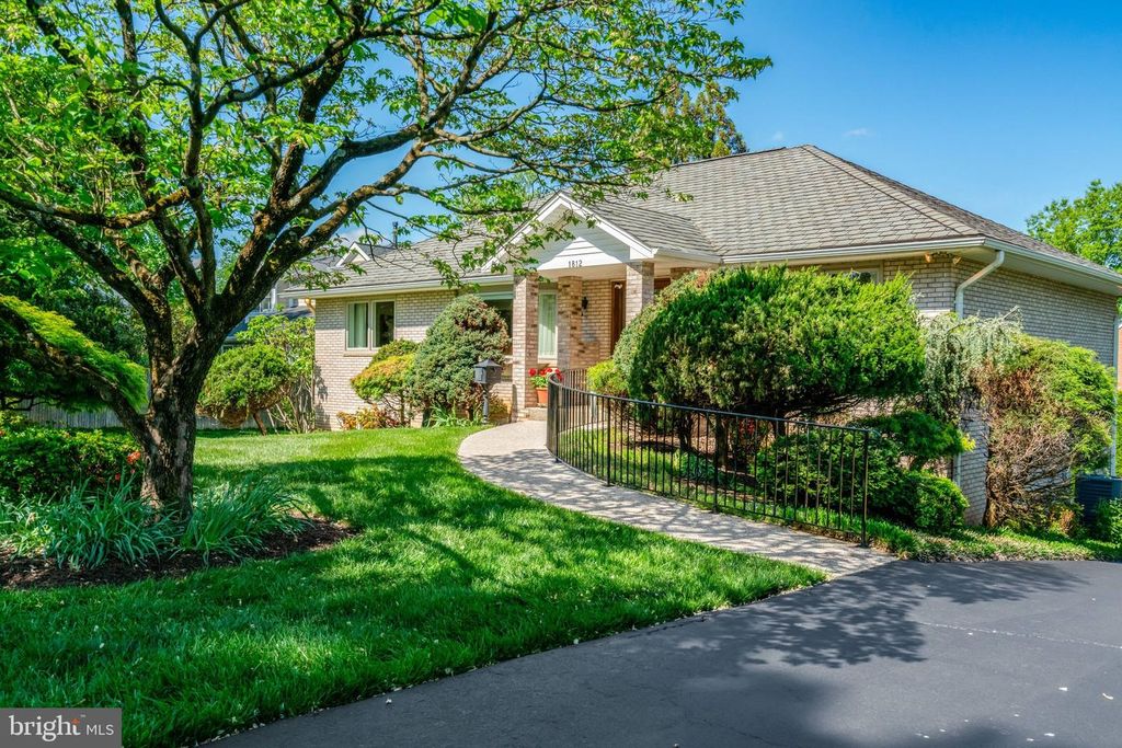 1812 BIRCH RD, Mclean, VA 22101