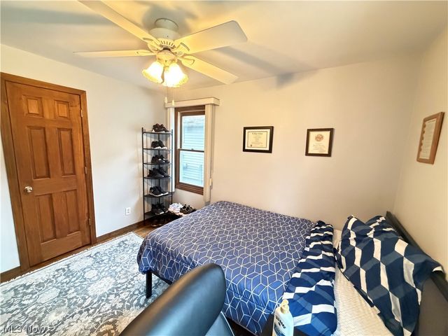 2621 Liggett Drive, Parma, OH 44134