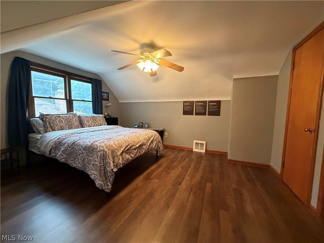 2621 Liggett Drive, Parma, OH 44134