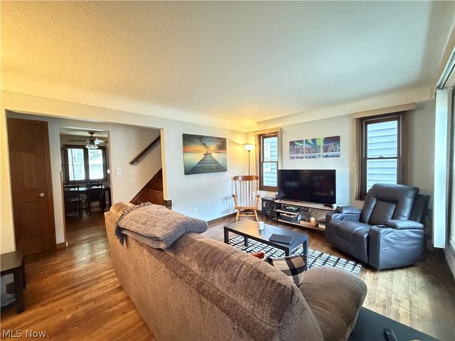 2621 Liggett Drive, Parma, OH 44134