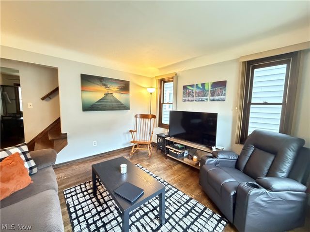 2621 Liggett Drive, Parma, OH 44134