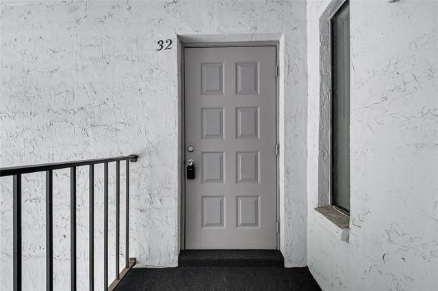 8201 SUN SPRING CIRCLE C2, Orlando, FL 32825