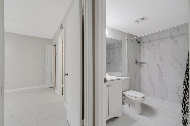 8201 SUN SPRING CIRCLE C2, Orlando, FL 32825