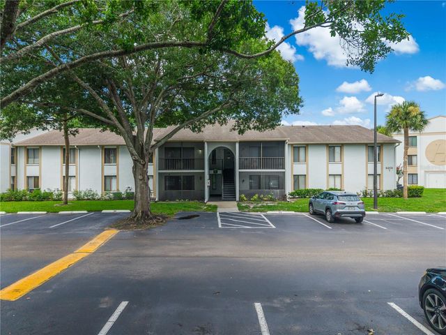8201 SUN SPRING CIRCLE C2, Orlando, FL 32825